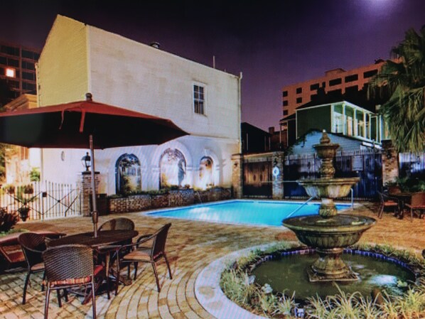 Indoor pool, outdoor pool