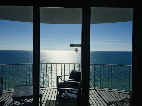 JAN 2026 weekly/month discount Condo on the beach! GULF VIEW! 16th floor