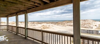 Salted Dunes OBX,  Beach front, Wild Horses, Pool, Hot Tub, 4x4 Beach, 7 Bedroom
