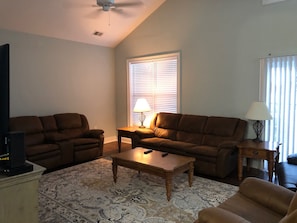 Smart TV, DVD player, table tennis, books
