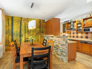 Dining - Desná v Jizerských horách by Interhome (Desná v Jizerských horách)