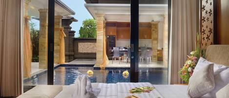 2 quartos, acesso à internet, roupa de cama