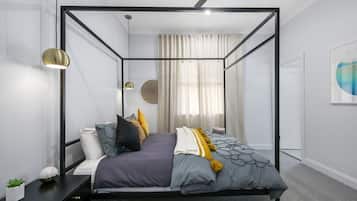 3 bedrooms, iron/ironing board, travel crib, free WiFi