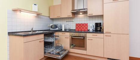 Kühlschrank, Hochstuhl