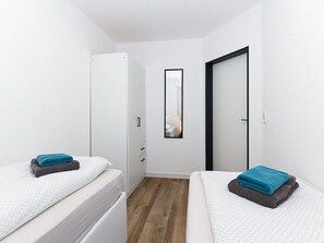 1 Schlafzimmer, Reisekinderbett, WLAN