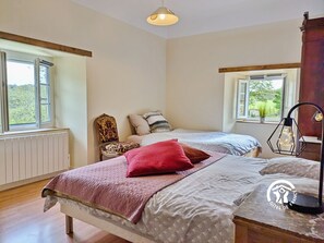 3 chambres, Wi-Fi gratuit, draps fournis