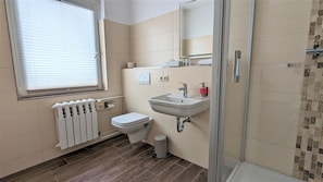 Hårtørrer, håndklæder