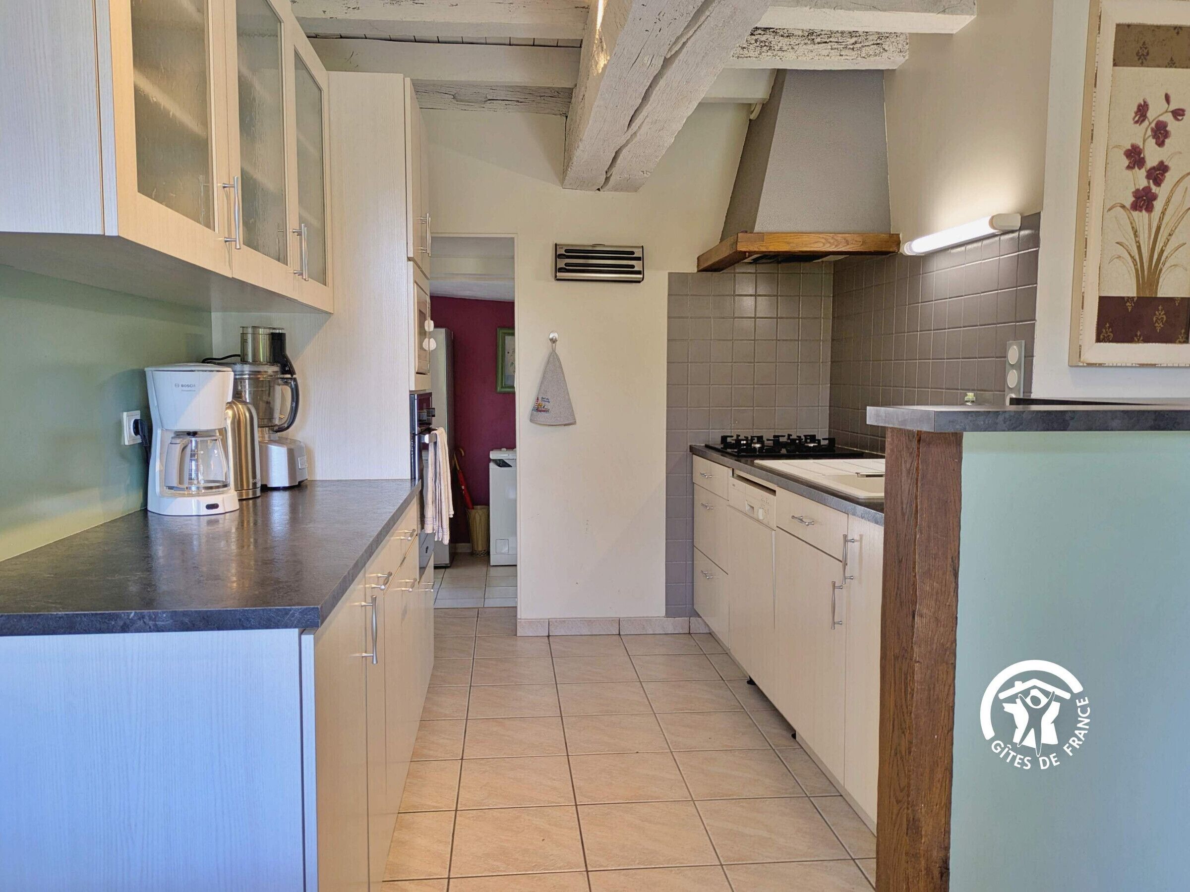 Frigorifero, microonde, forno, lavastoviglie