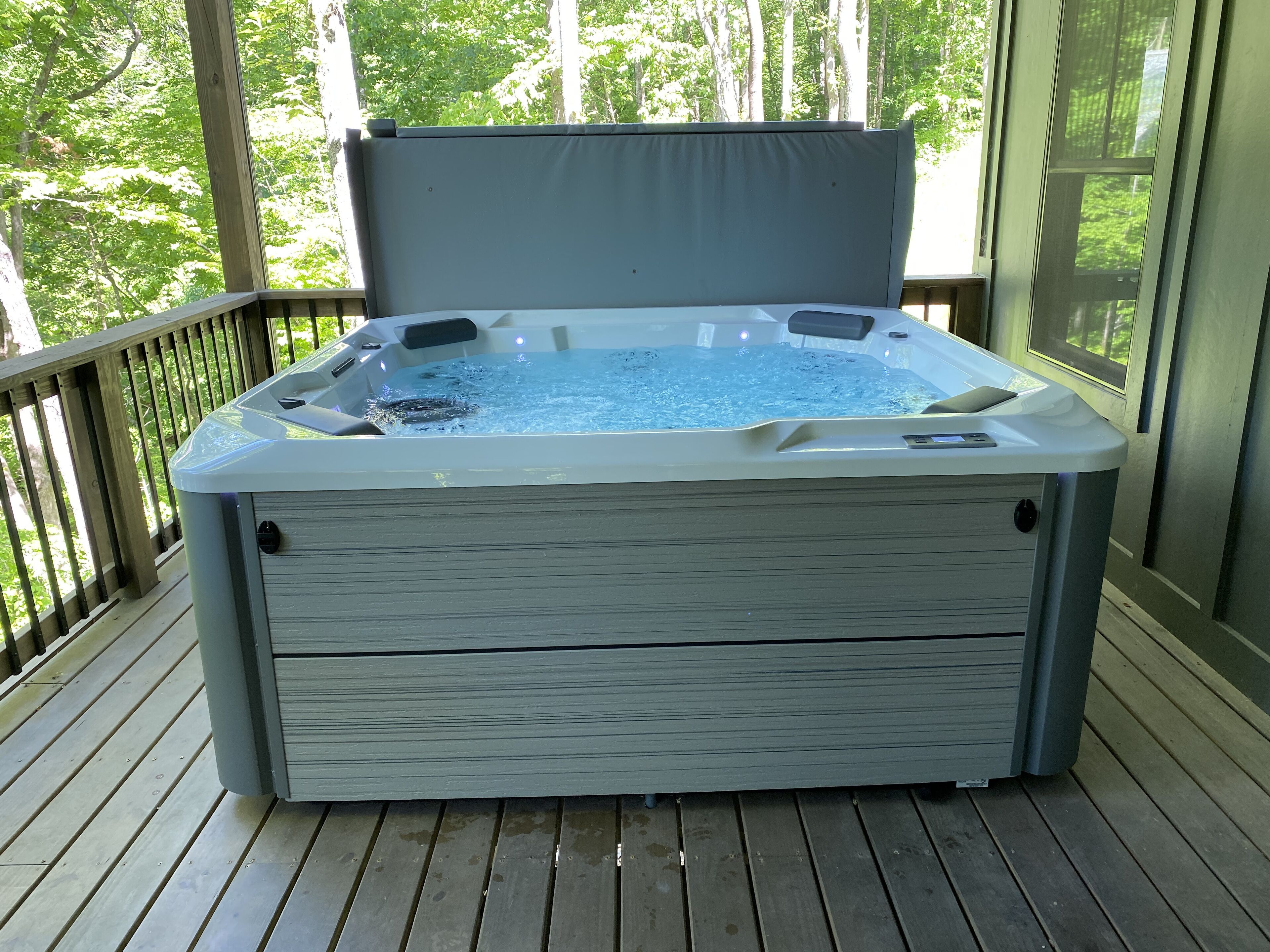 Bain à remous extérieur