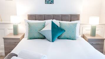 House | 4 bedrooms, individually decorated, individually furnished