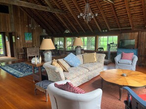 Lecteur de DVD, livres