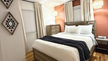 3 Schlafzimmer, Bügeleisen/Bügelbrett, Reisekinderbett, kostenloses WLAN