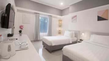 Desk, WiFi (free), bed sheets