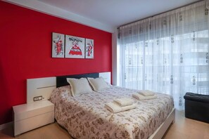 1 camera, ferro/asse da stiro, Wi-Fi gratuito, lenzuola