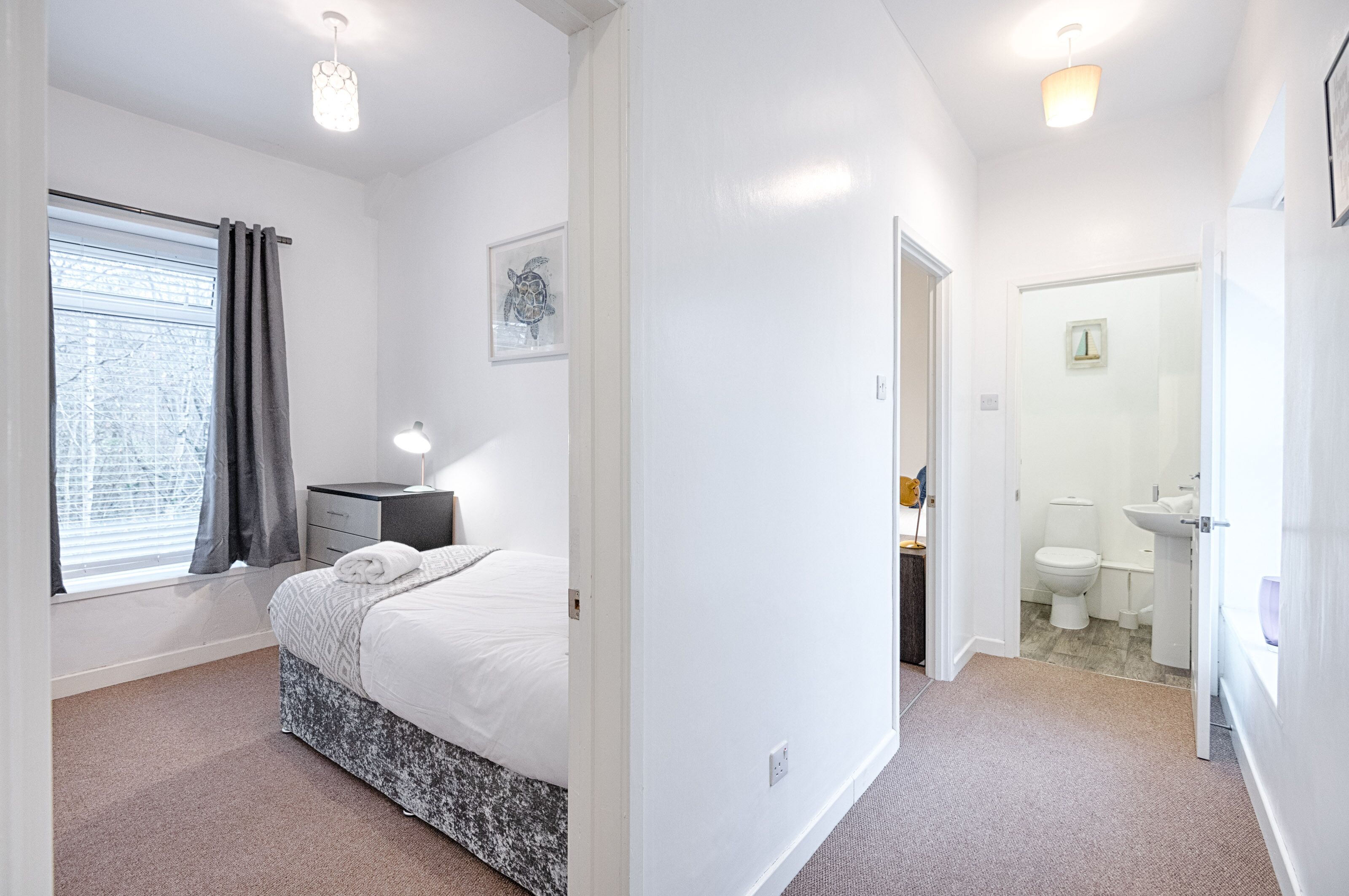 House | 2 bedrooms, individually decorated, individually furnished