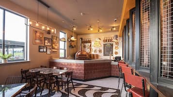 小屋, 多張床 | 用餐區