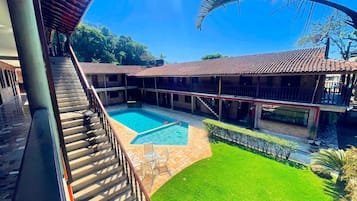 Piscina externa