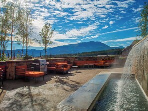 Outdoor dining - Most sought after Ski-In/Ski-Out Resort on the Mountain (Breckenridge)