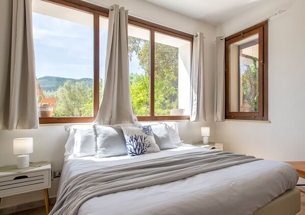 3 soverom, strykejern/-brett, wi-fi (inkludert) og sengetøy