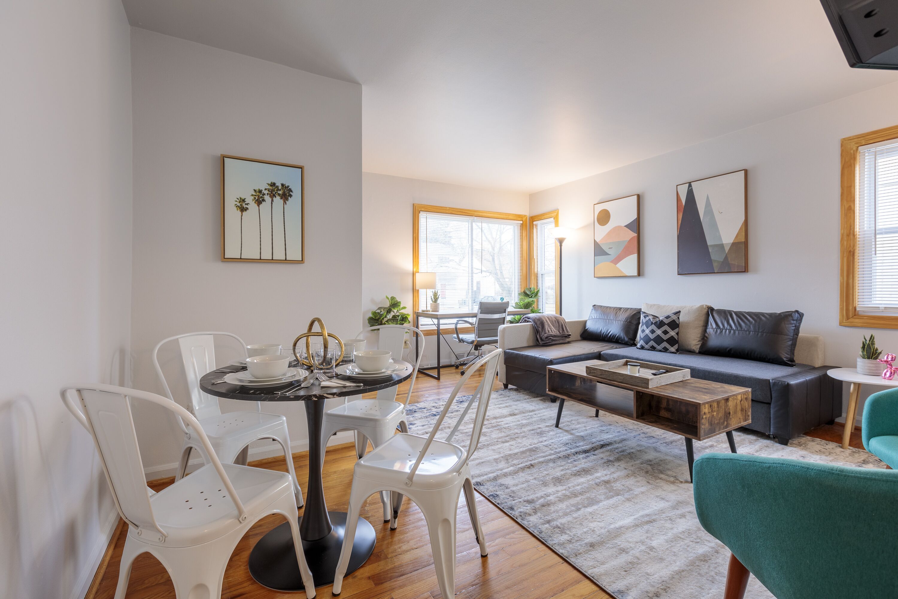Stylish & Spacious Royal Oak Getaway!