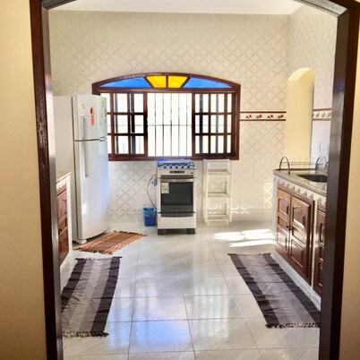Casa Duplex, em Itaúna 8 Min.caminhando até a Praia