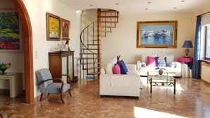Living area - Villa in Cala Puntal. walk to the beach (Vinaròs)