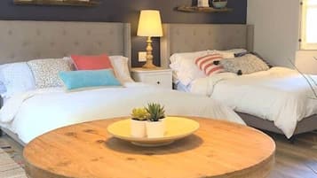 1 bedroom, desk, iron/ironing board, free WiFi