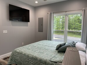 5 bedrooms, in-room safe, iron/ironing board, free WiFi