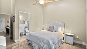 3 sovrum, strykjÀrn/strykbrÀda, wi-fi och sÀngklÀder