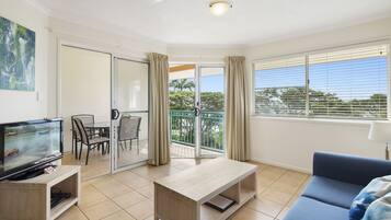Apartment | Living area | LCD TV, DVD player