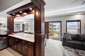 غرفة الألعاب