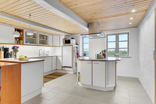 Køleskab, ovn, kogeplade, opvaskemaskine