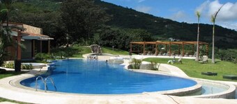 Costa Rica, Entire Apartment in Avalon Country Club<br>High Speed Internet