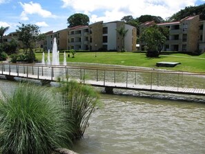 Property grounds - Costa Rica, Entire Apartment in Avalon Country Club<br>High Speed Internet (Río Oro)