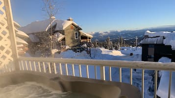 Bañera de hidromasaje al aire libre