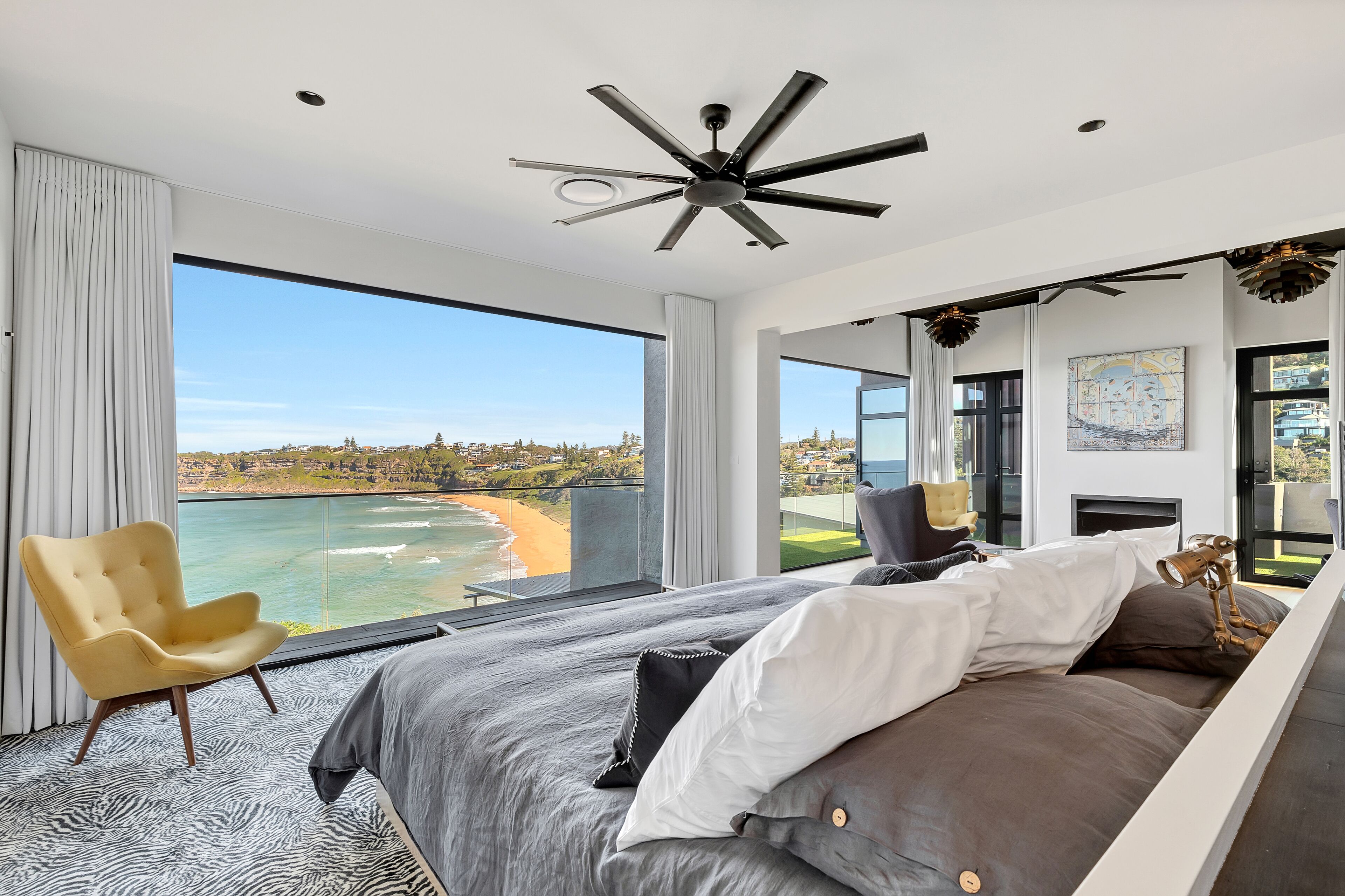 Salt - direct beach access