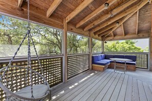 Outdoor dining - Heated Pool- Steps from Seaside- View of the Gulf of Mexico (Santa Rosa Beach)