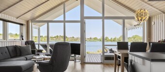 Cozy home in Haderslev with lake view