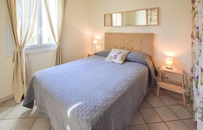 3 chambres, lit parapluie, Wi-Fi gratuit, draps fournis