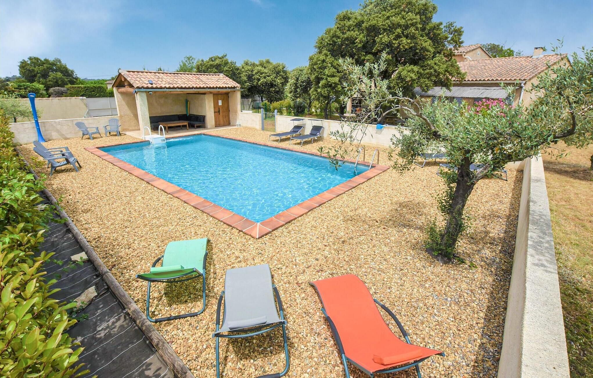 Piscine extérieure