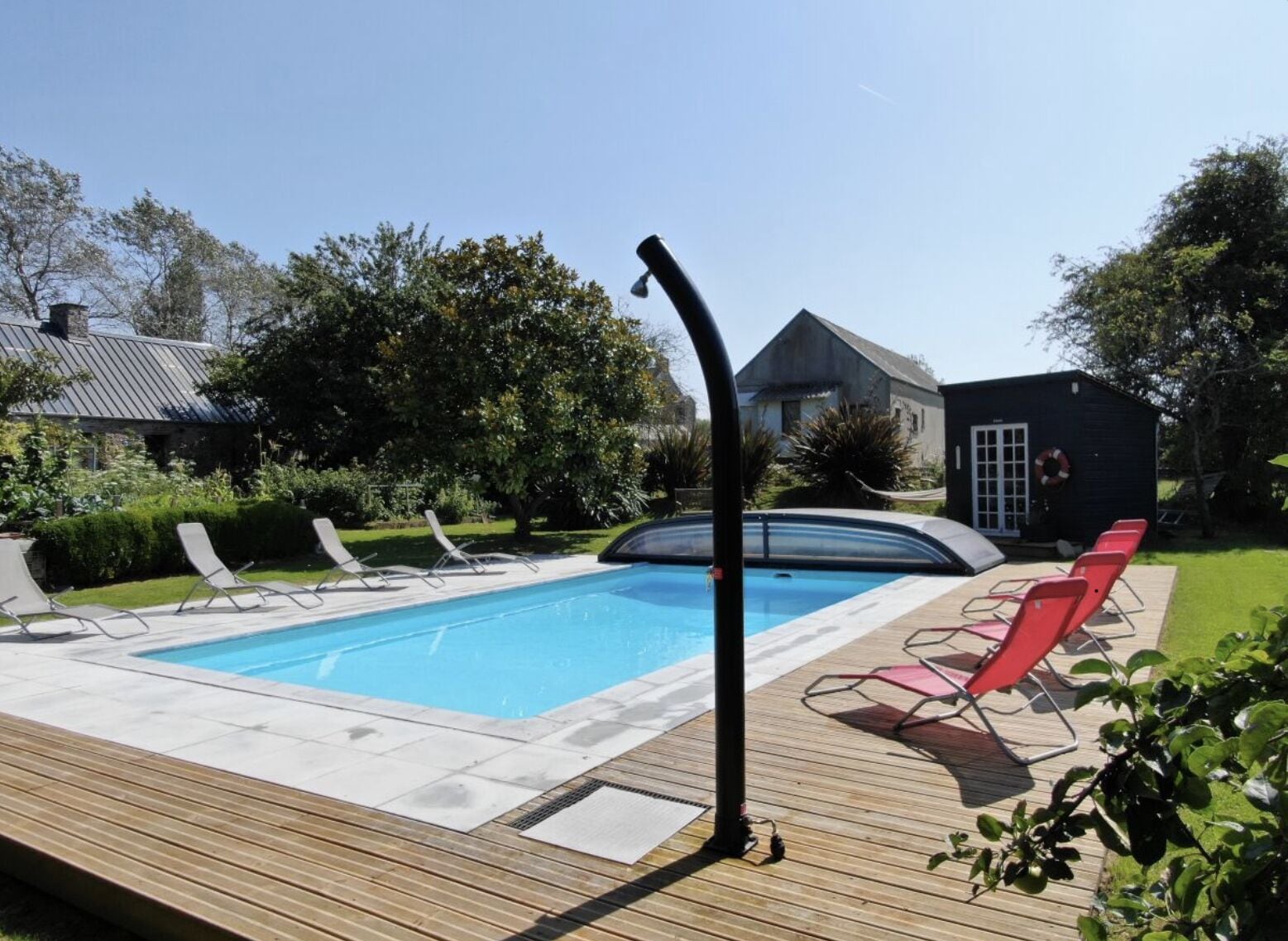 *** NEW LISTING*** Le Rêve - cottage with private garden and heated pool