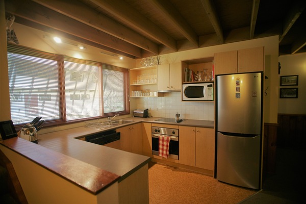 Frigorífic, microones, forn i placa de cuina