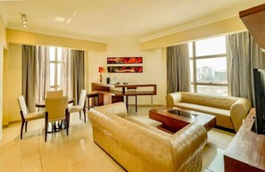 Minibar, in-room safe, desk, laptop workspace - The Avenue Suites (Lagos)