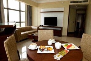 Free daily local cuisine breakfast - The Avenue Suites (Lagos)