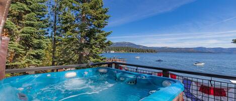 مغطس سبا خارجي