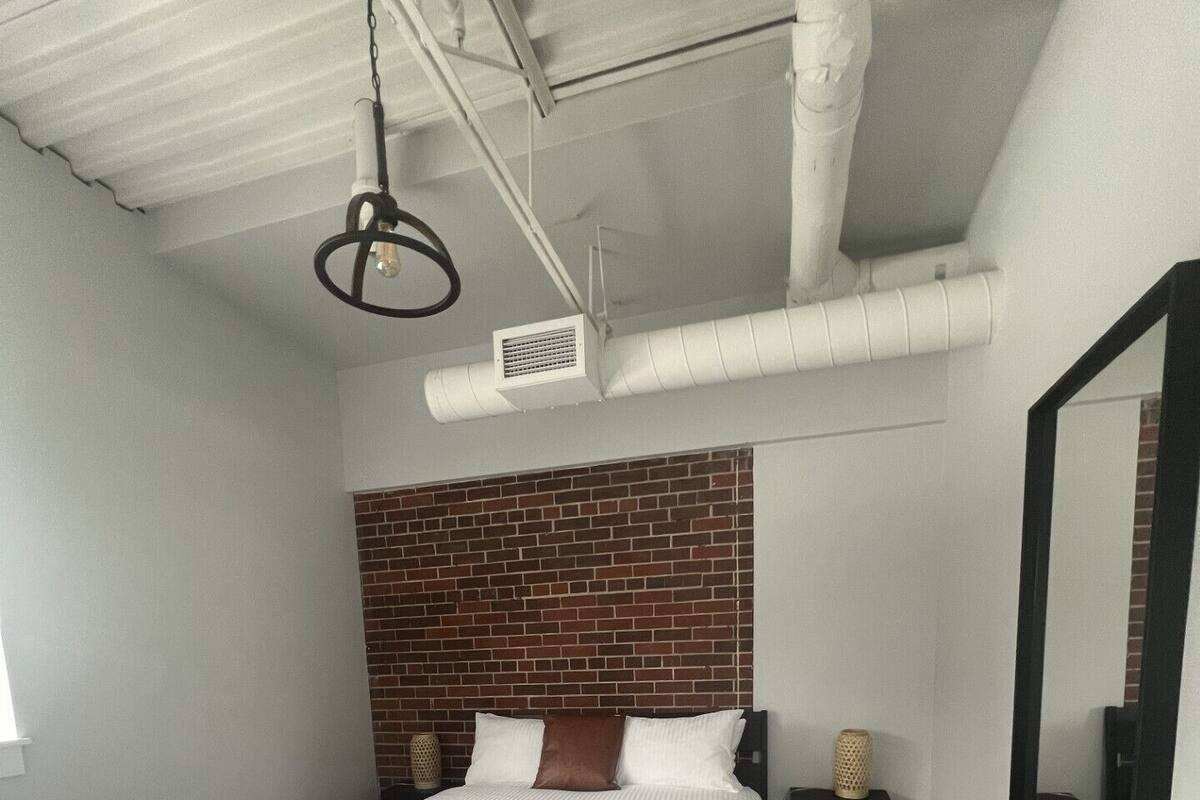 Executive Suite, 2 Bedrooms | 1 bedroom, premium bedding, individually decorated, desk