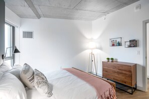1 chambre, fer et planche Ă repasser, Wi-Fi, draps fournis