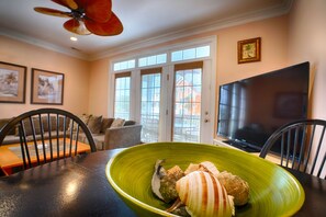 تناول الطعام