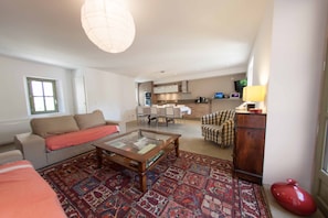Smart TV, DVD player, books, music library