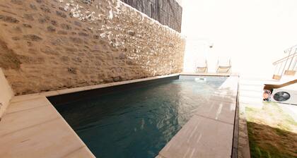 Maison de vacances climatisĂ©e & sa piscine au cĆur de Saint-RĂ©my-de-Provence